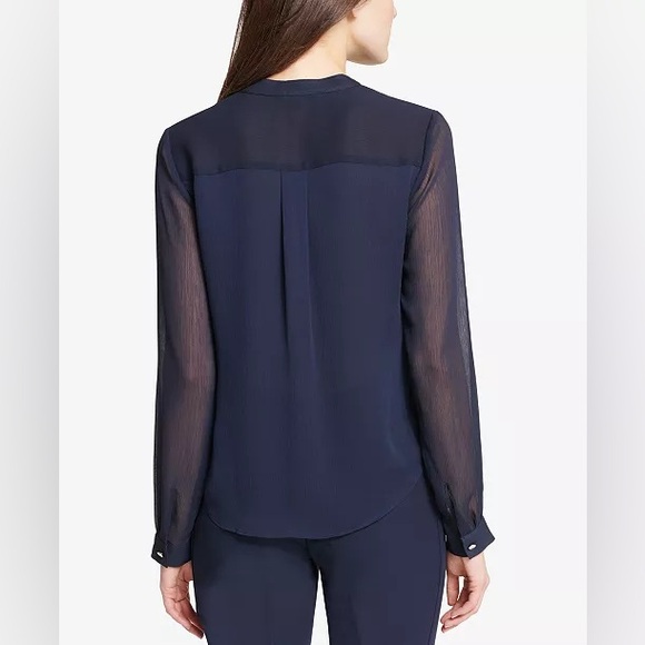 TOMMY HILFIGER Women's Classic Long Sleeve Ruffle Front Blouse Blouse - Midnight - Picture 2 of 11